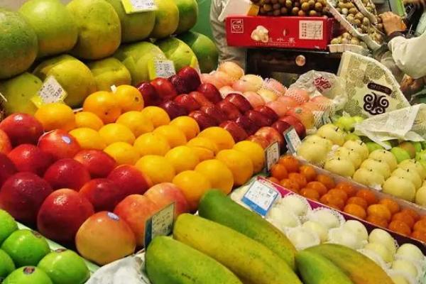 卖水果的利润，销售品种会影响到实际价格