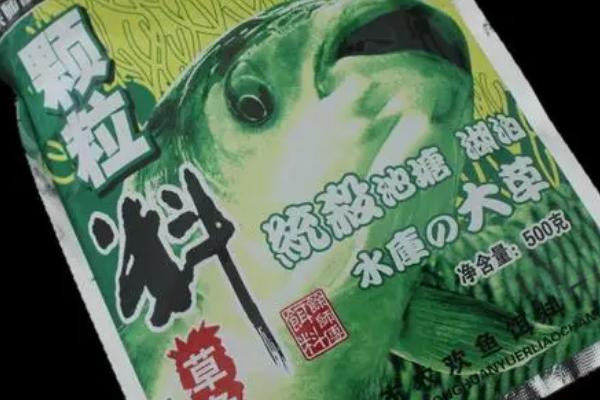 野钓大罗非鱼适合用什么饵料，任何季节和水域均可使用蚯蚓