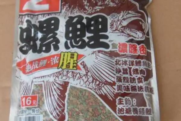 钓大鱼适合用什么饵料，蚯蚓、玉米、红薯等饵料均是不错的选择